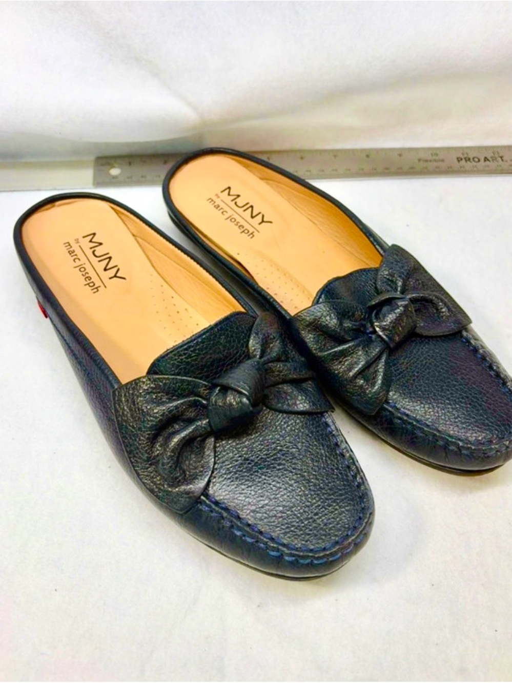8.5 MJNY Marc Joseph Black Leather Knot Mule Loafers